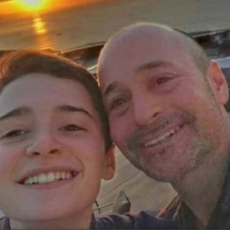 mitchell schnapp|Mitchell Schnapp: Facts About Noah Schnapp’s Father